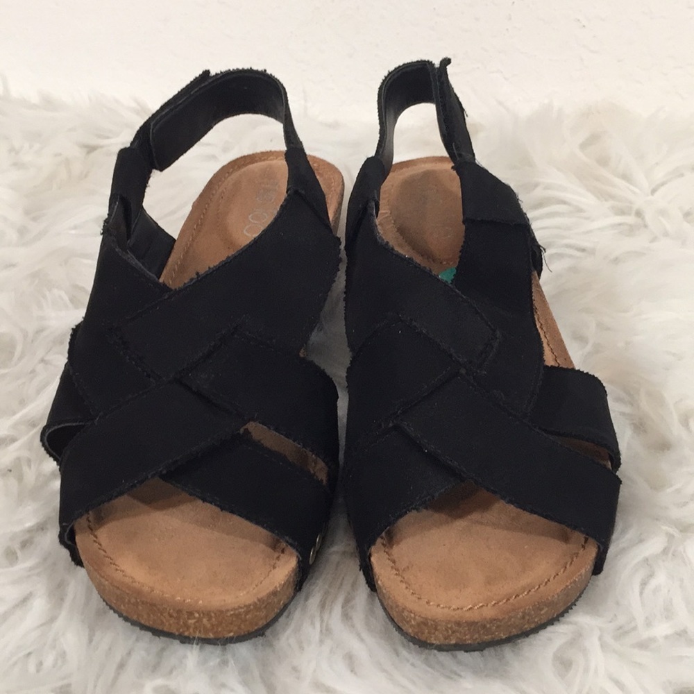 Me Too Womens LOLA Wedged Sandal Black size 8 - Picture 2 of 9